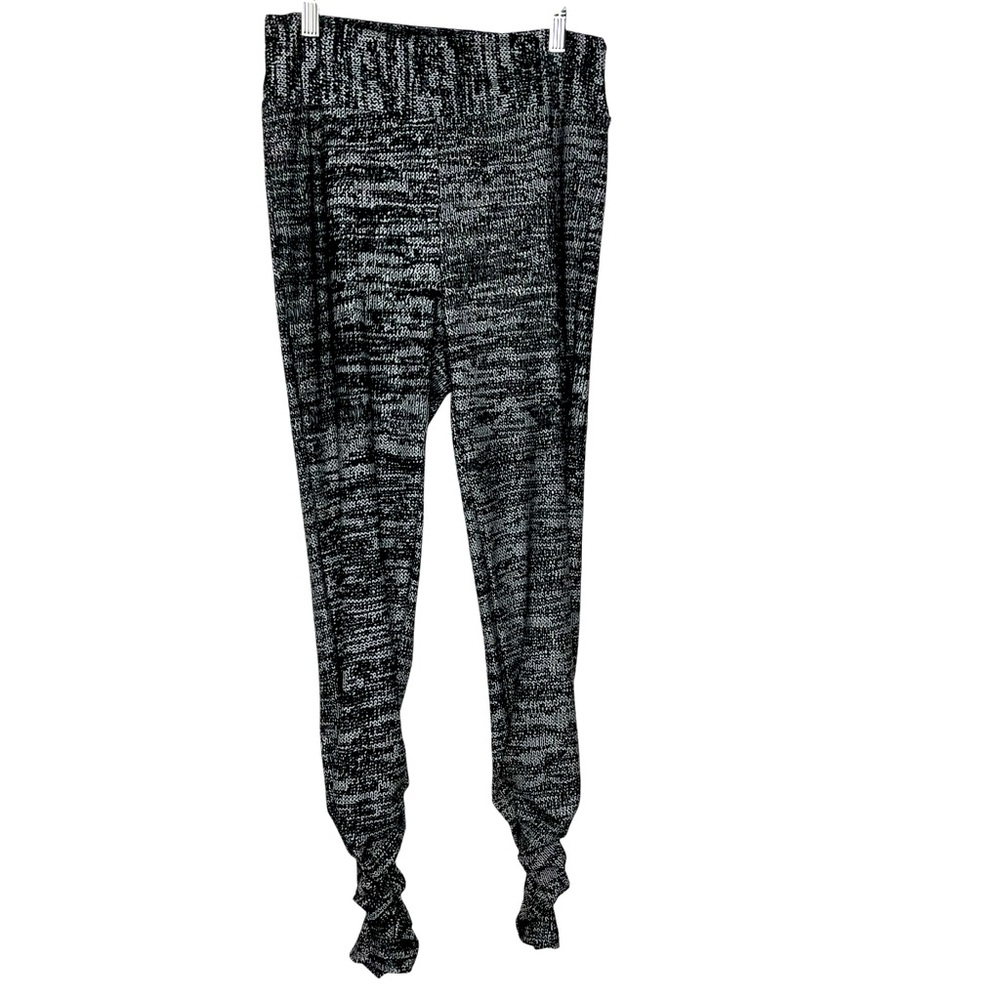 Lily by Firmiana Black White Leggings Large Abstract Print Ruching on Legs